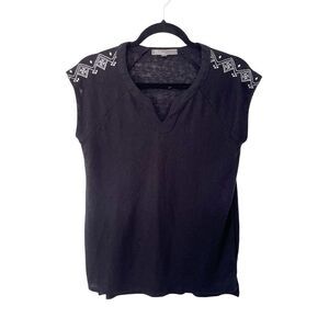 89th & MADISON Black Cap Sleeve White Embroidered Shoulders T-Shirt